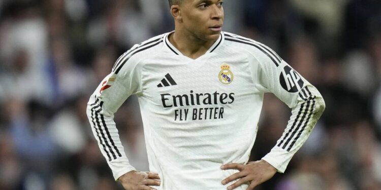 امباپه هر 2 ساعت زنگ می‌زد که به رئال بیا!