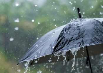 ببینید | آب گرفتگی خیابان نبرد تهران