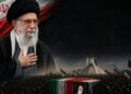 ببینید | واکنش احساسی مردم به پخش صدای رهبر شهید انقلاب در مصلی امام خمینی (ره)